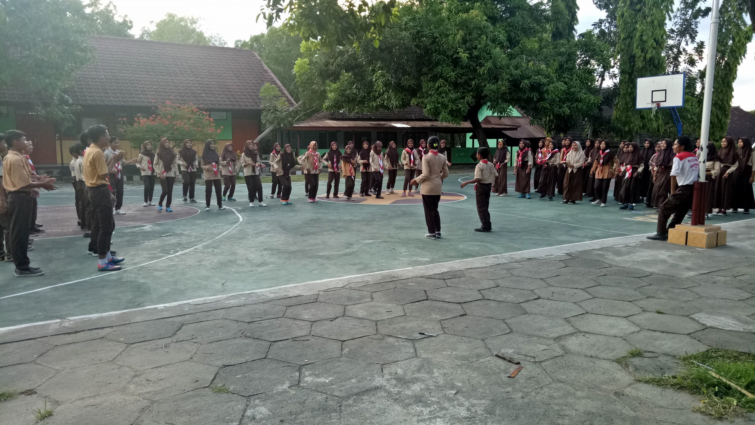 TIGA FAKTOR YANG MEMPENGARUHI KARAKTER ANAK